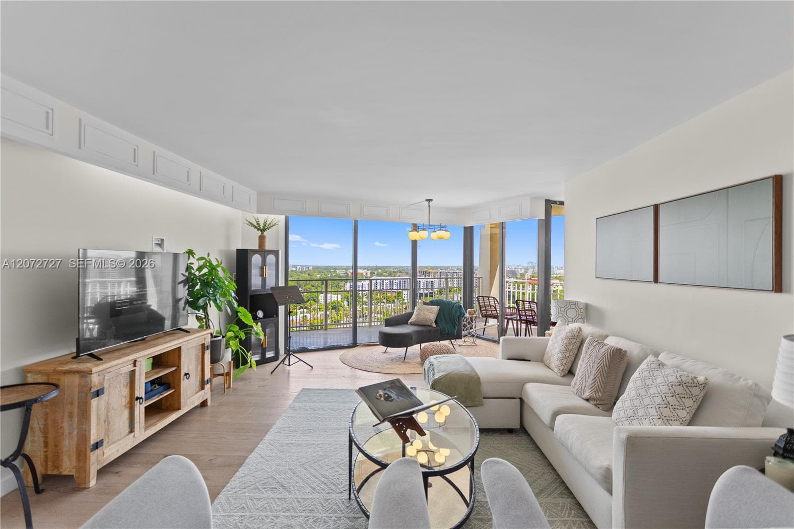 1000 Quayside Ter # TS-05, Miami, FL 33138