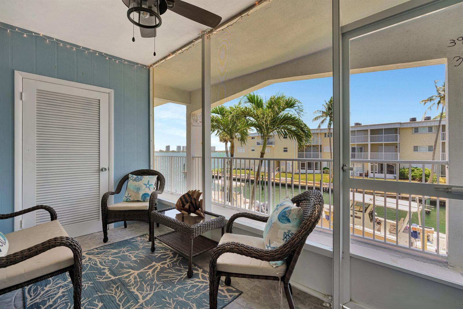 110 SHORE Court # 201, North Palm Beach FL 33408