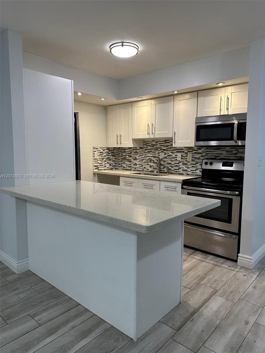 18875 NW 62nd Ave # 106, Hialeah FL 33015