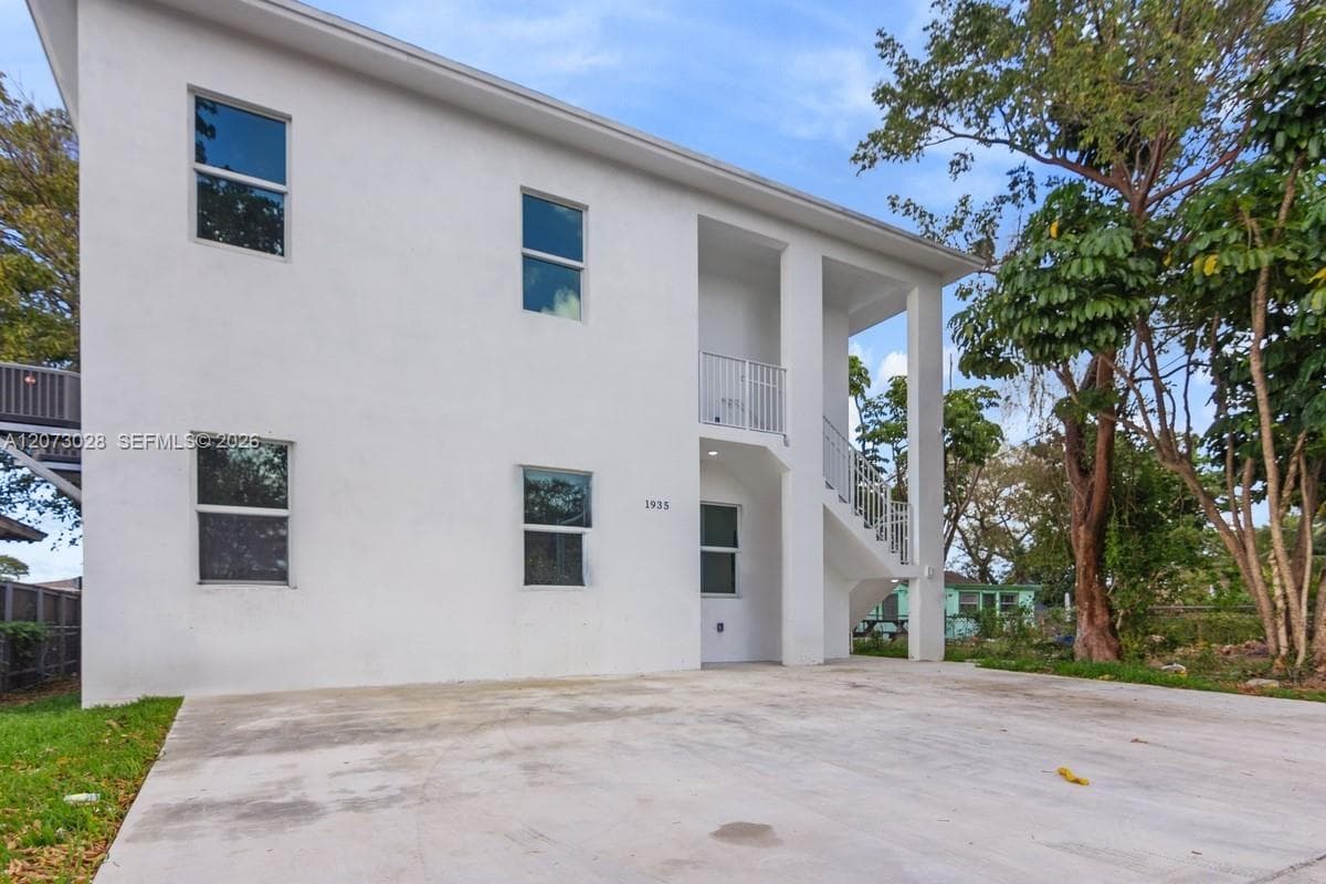 1935 NW 71st St # A, Miami, FL 33147