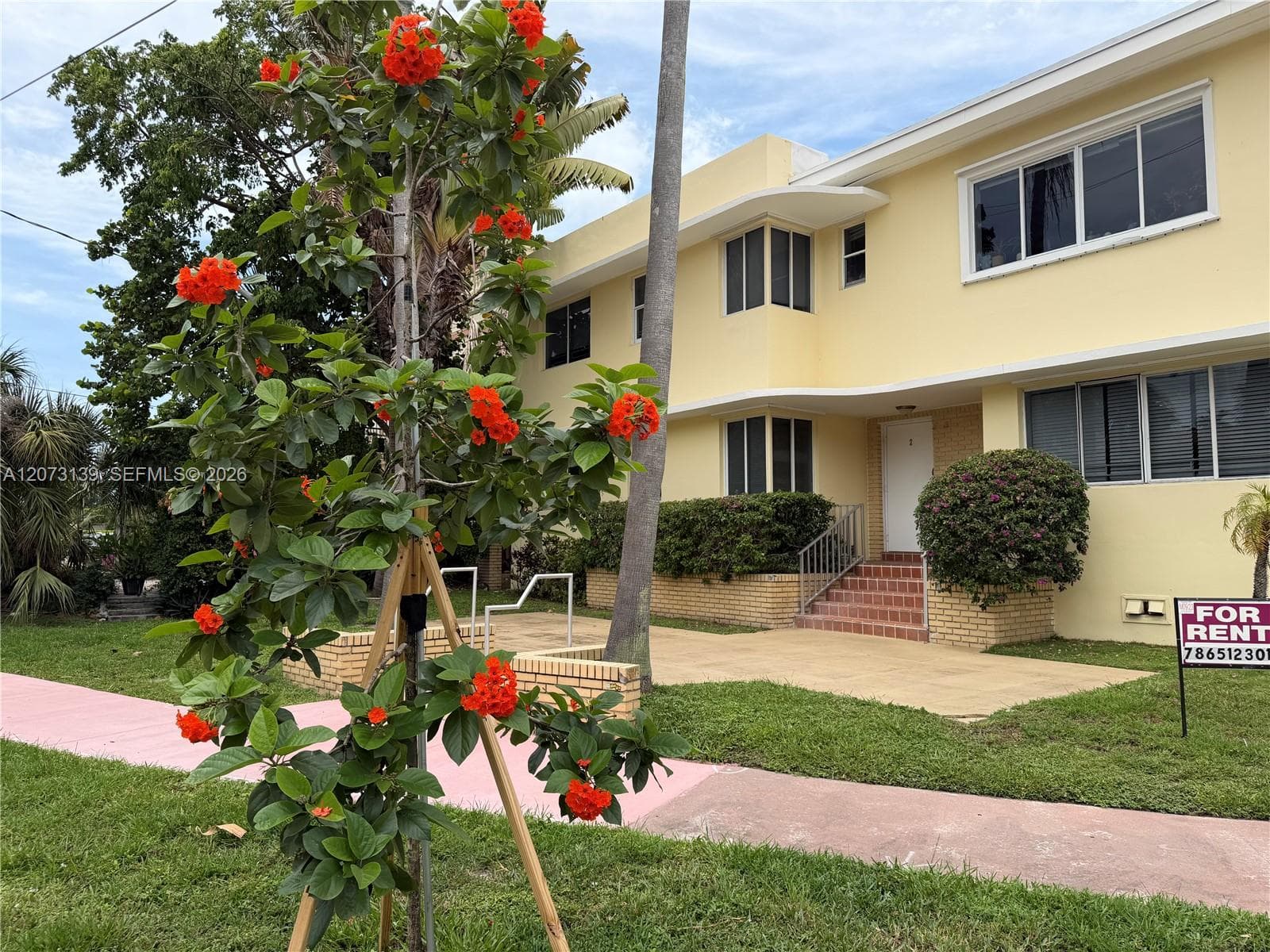 2880 Pine Tree Dr # 3, Miami Beach FL 33140