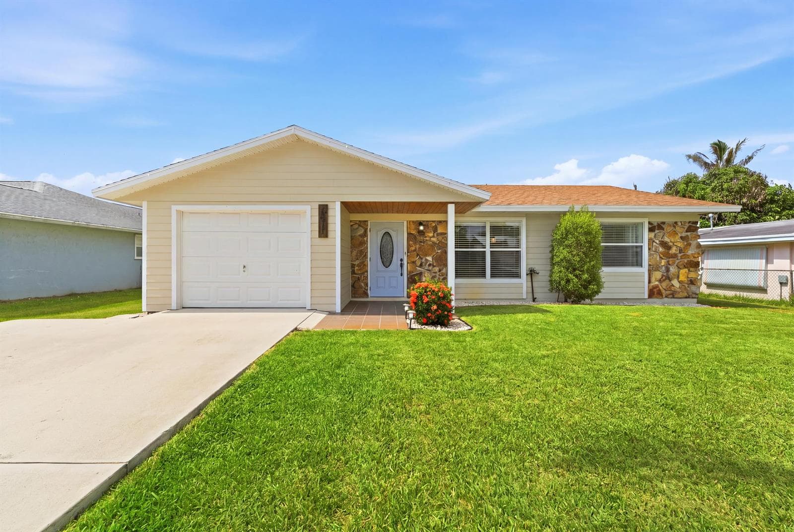 3017 SE Orchid Street, Stuart, FL 34997