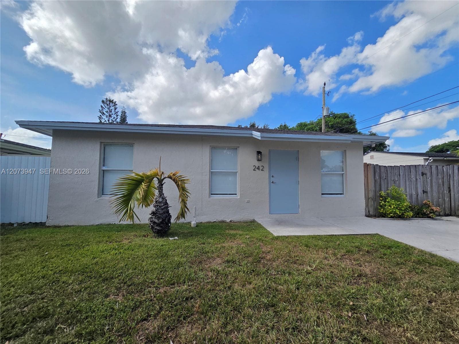 242 NW 51st Ave # 0, Miami FL 33126