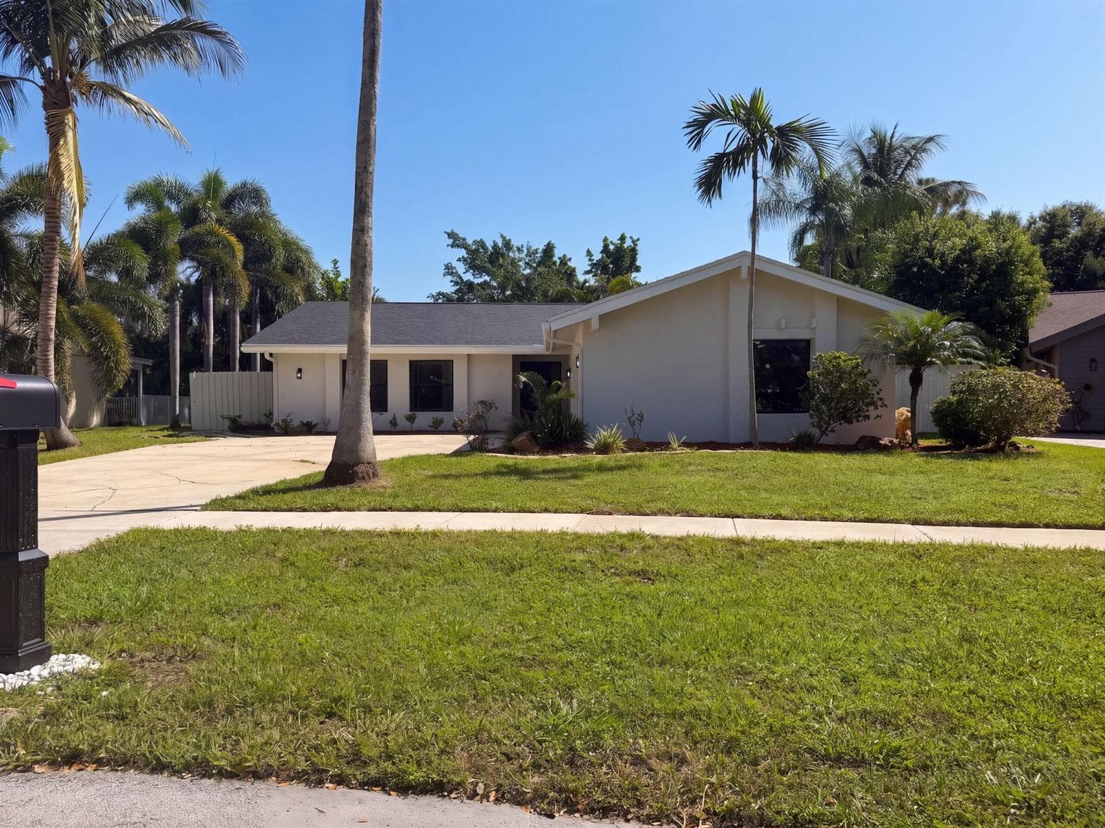 888 Brightwood, Wellington FL 33414