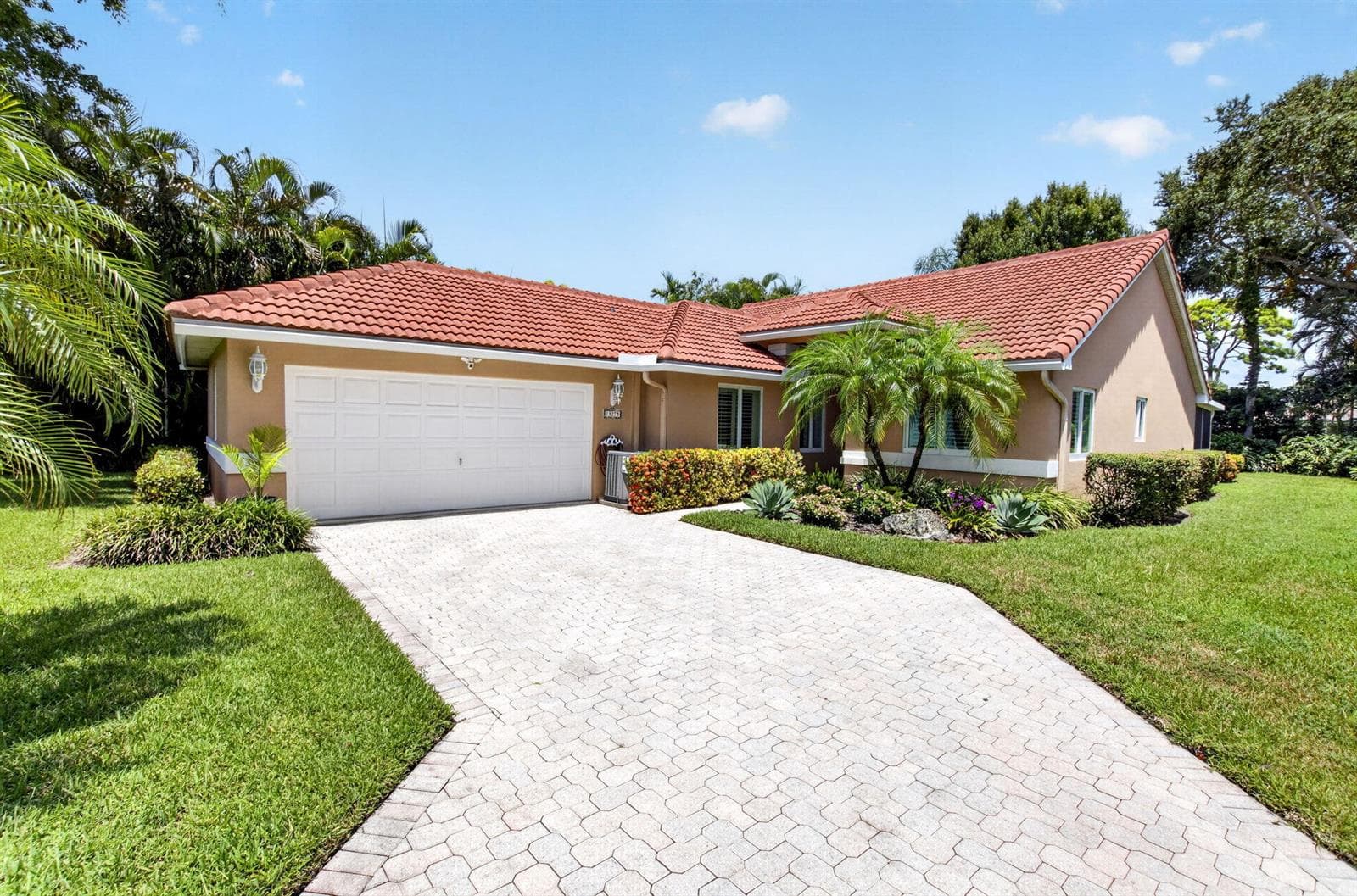 13275 ROYALE SABAL Court, Delray Beach FL 33484