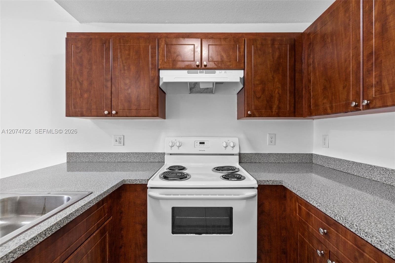 2405 W 78th St # 202, Hialeah, FL 33016