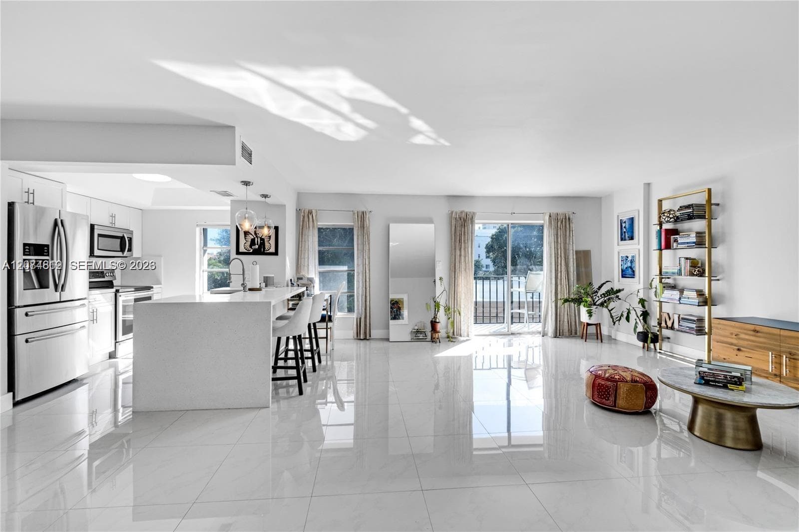 110 Salamanca Ave # 403, Coral Gables FL 33134