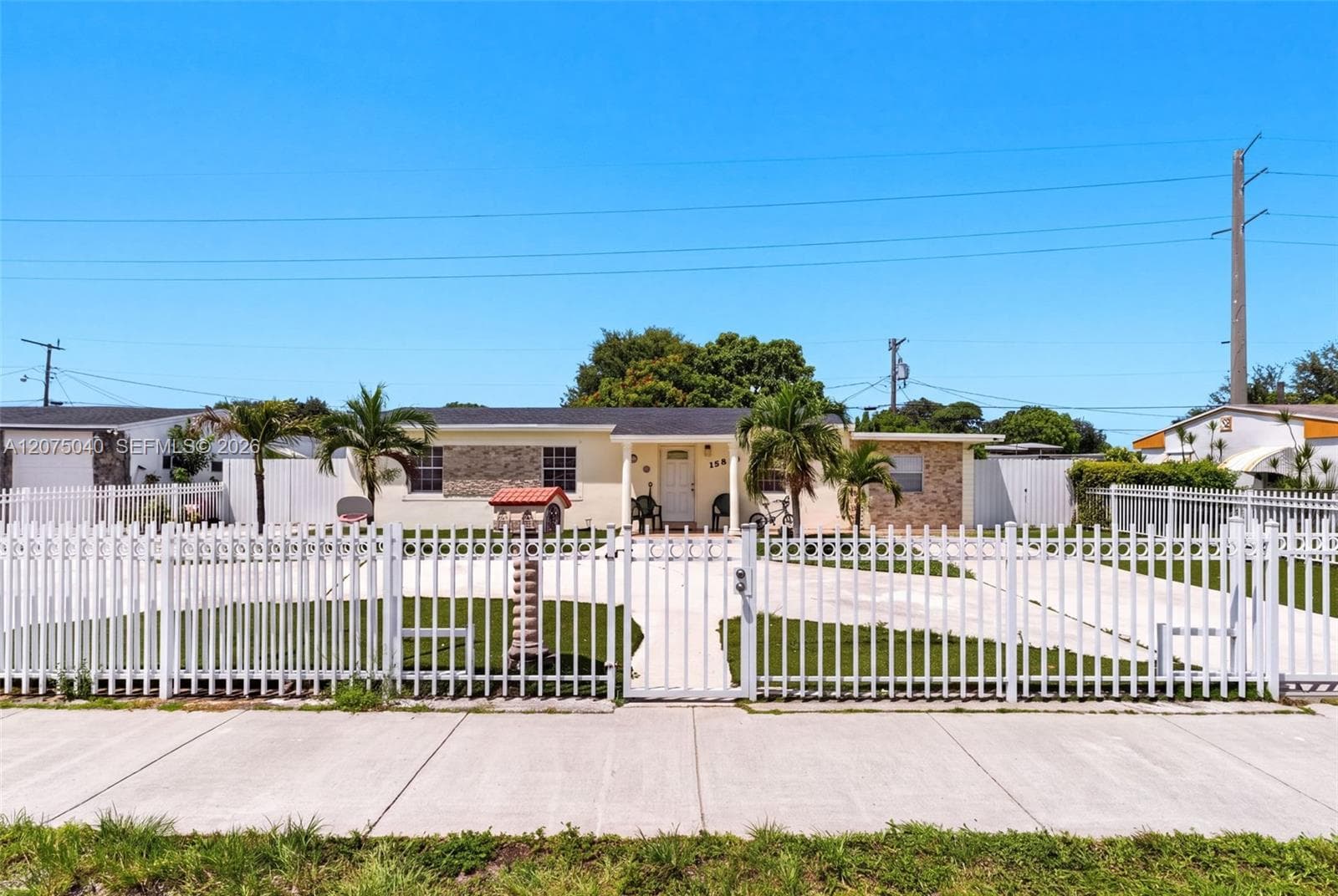 15850 NW 18th Pl, Miami Gardens, FL 33054