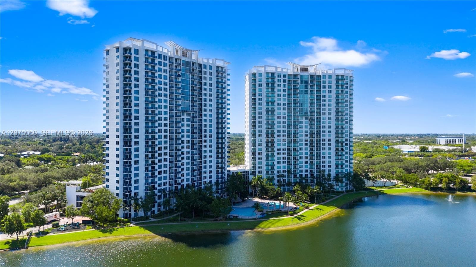 2641 N Flamingo Rd # 905N, Sunrise, FL 33323