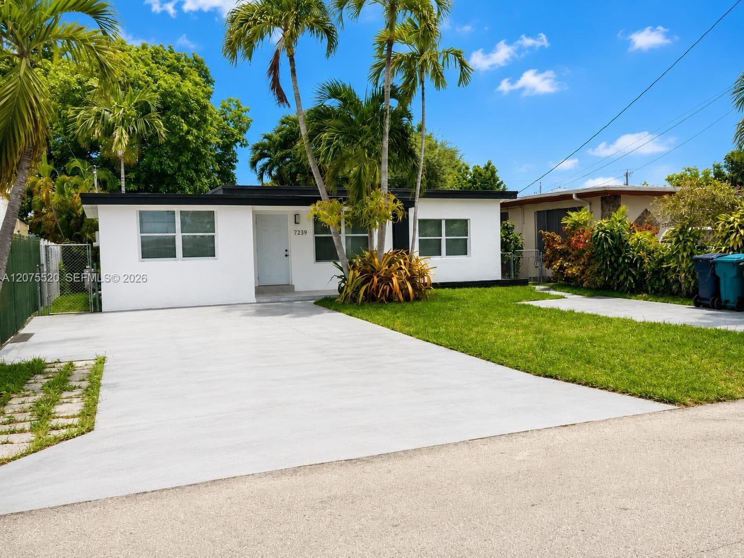 7239 NW Third St, Miami FL 33126
