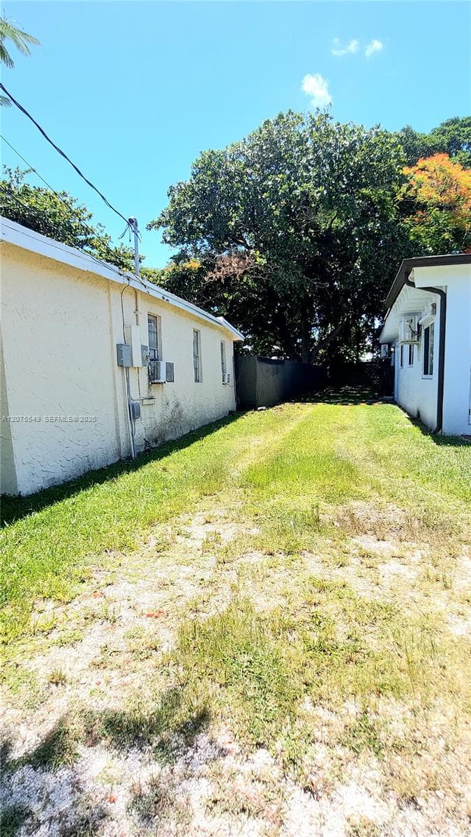 21910 SW 118th Ct # 2, Miami, FL 33170