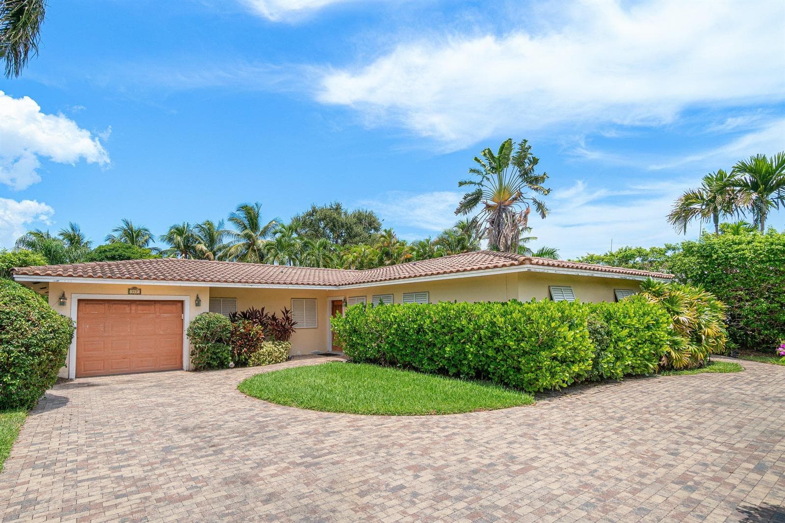 317 NE 2ND Street, Boca Raton FL 33432