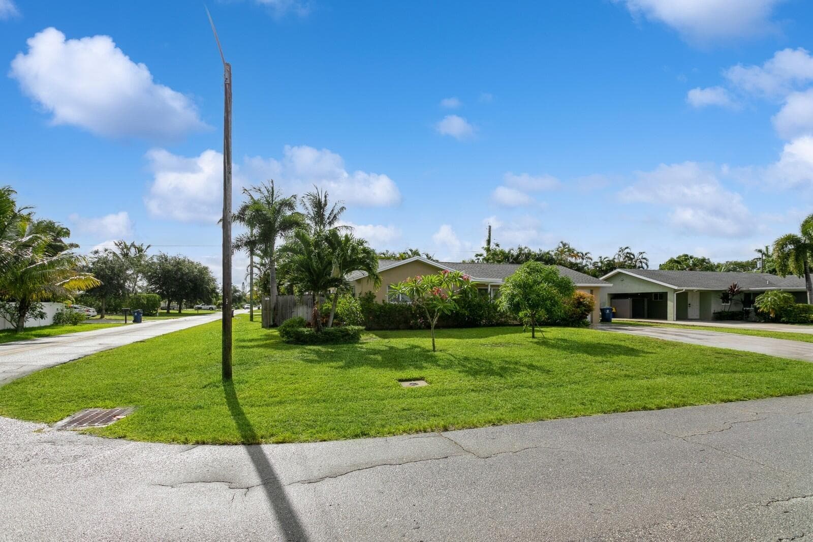 1615 Venus Avenue, Jupiter FL 33469