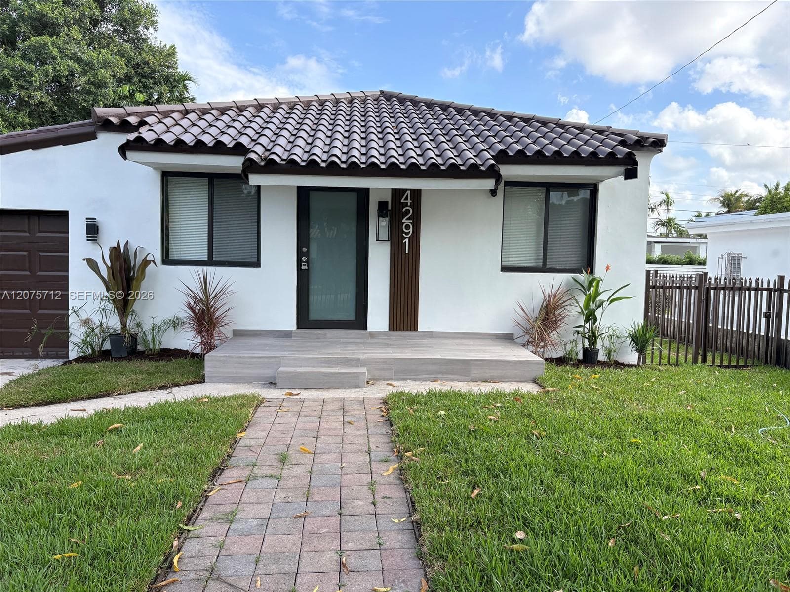 4291 SW 14th St, Miami FL 33134