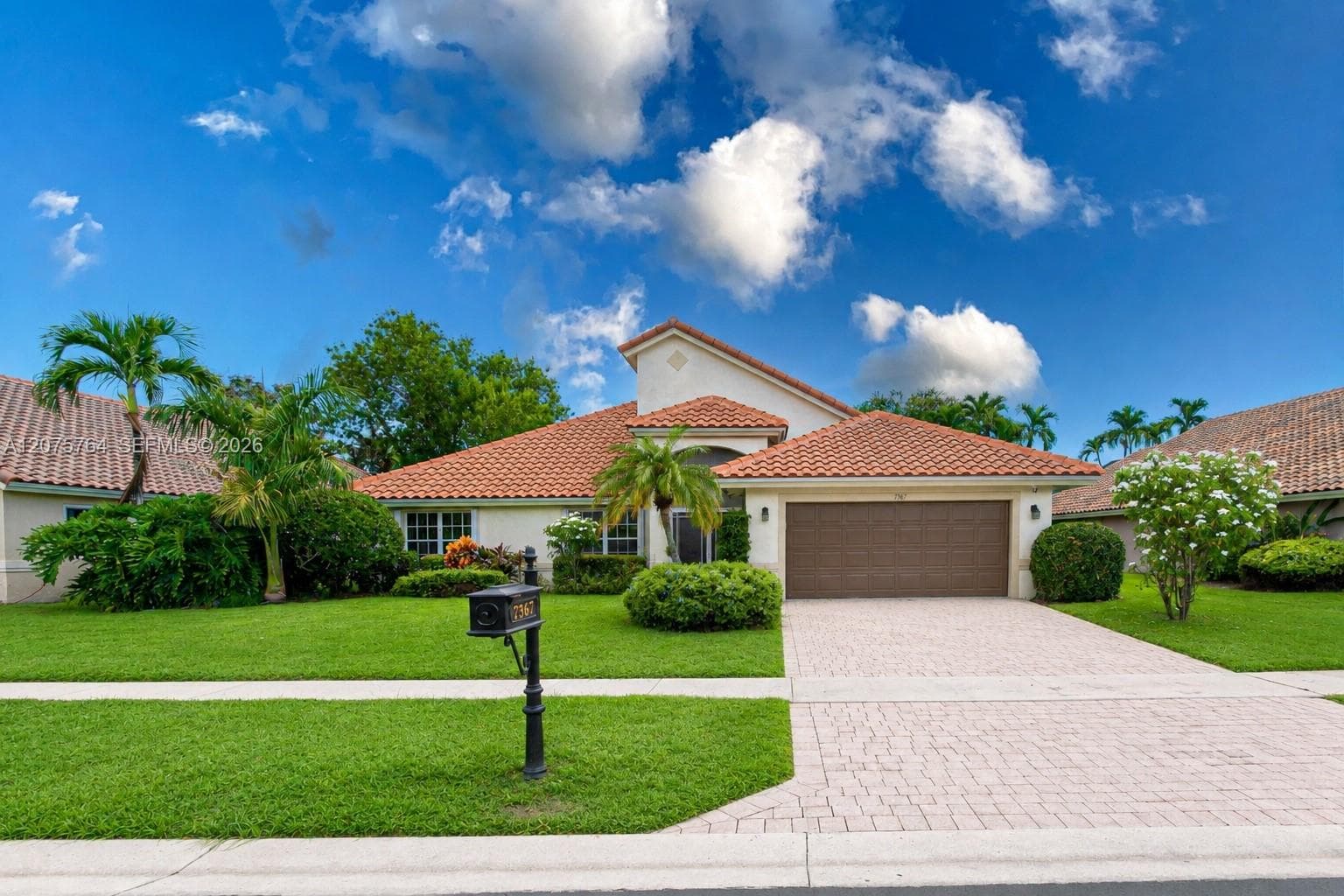 7367 Sterling Falls Ln, Boynton Beach FL 33437