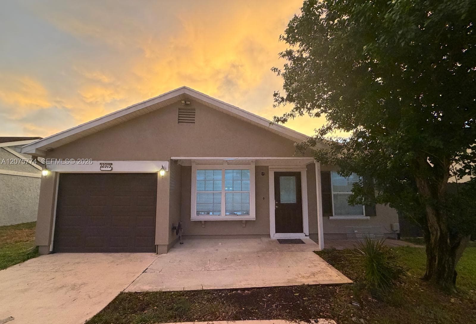 22979 Sandalfoot Blvd, Boca Raton FL 33428