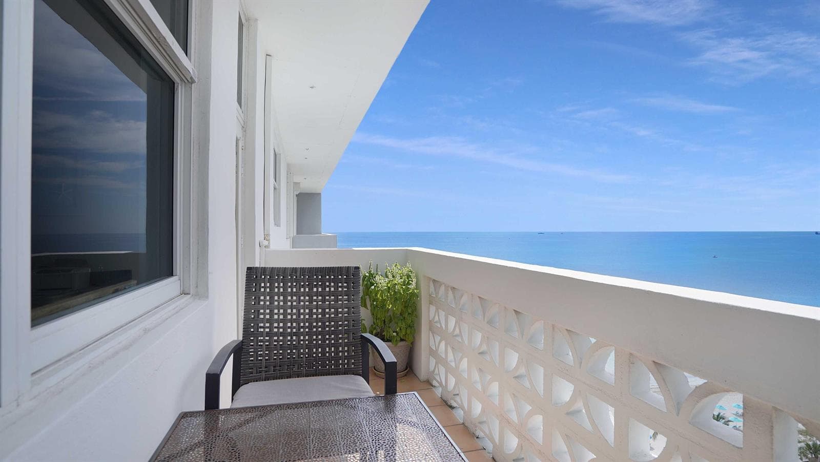 4250 GALT OCEAN Drive # PHM, Fort Lauderdale FL 33308