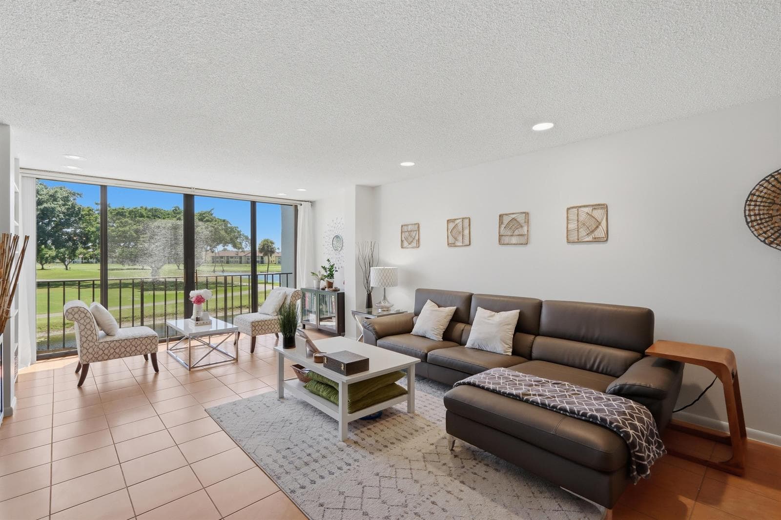 4489 LUXEMBURG Court # 202, Lake Worth FL 33467