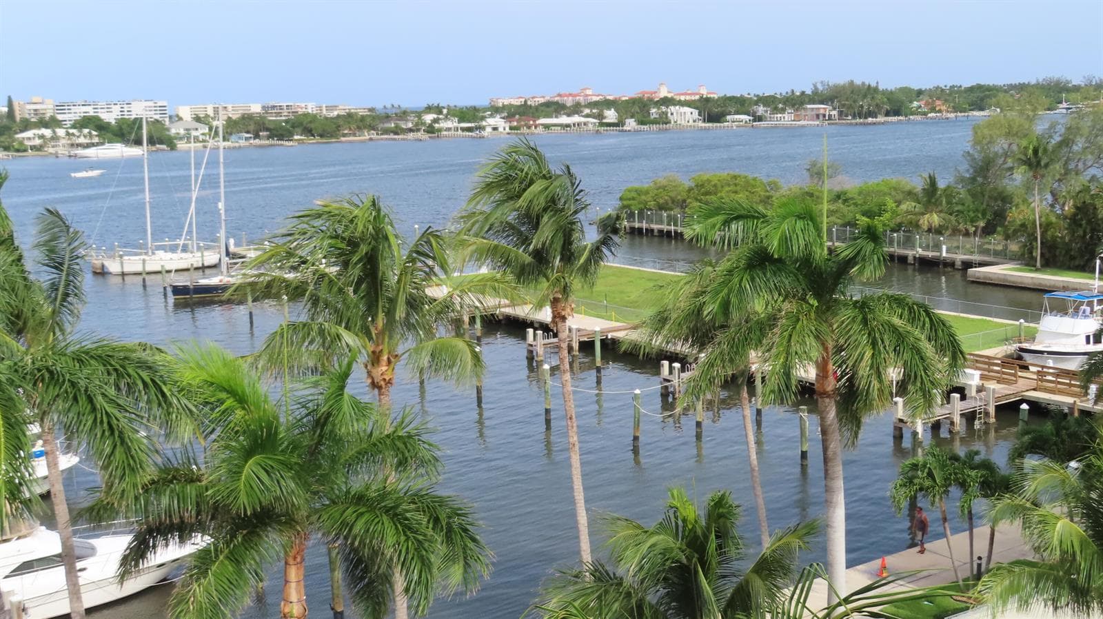806 E WINDWARD Way # 604, Lantana FL 33462