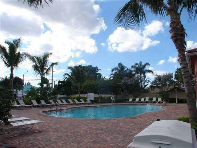 3565 Forest Hill Boulevard # 94, West Palm Beach FL 33406