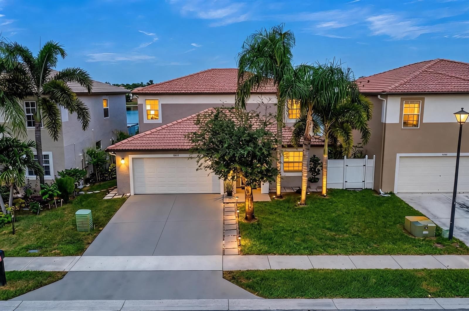 6642 Rainwood Cove Lane, Lake Worth FL 33463