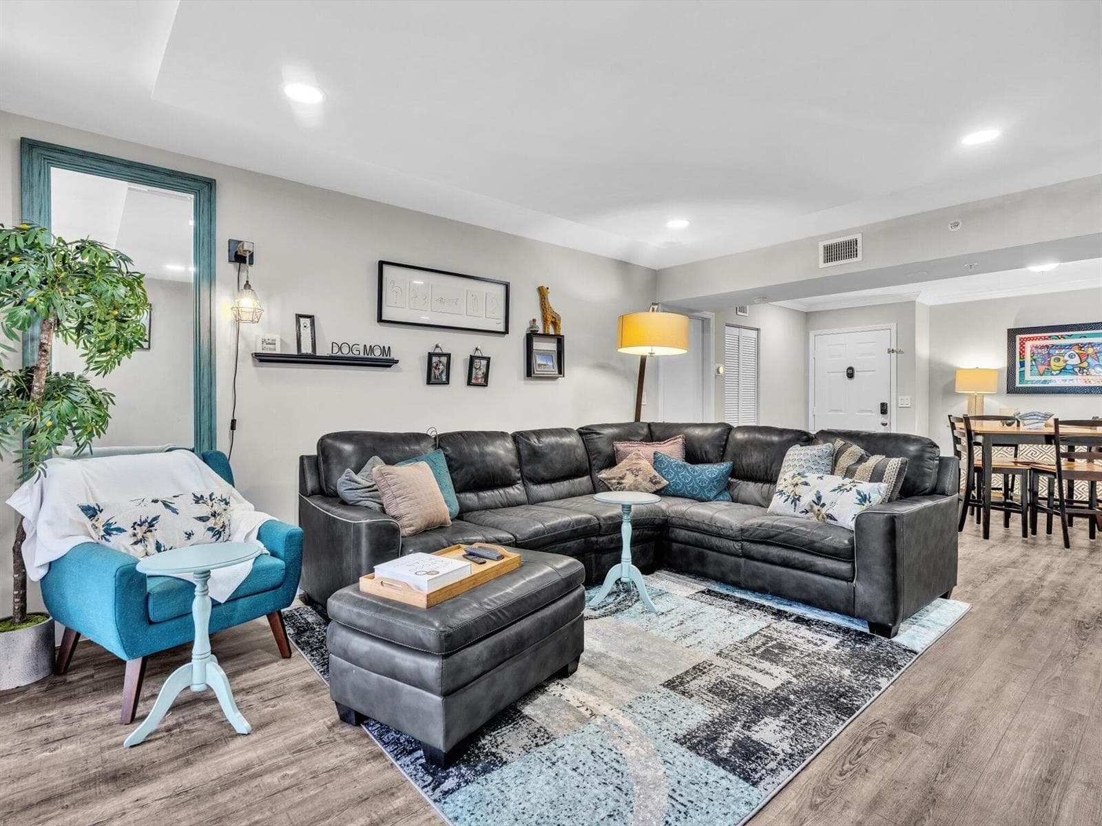 2721 OCEAN CLUB Boulevard # 104, Hollywood FL 33019
