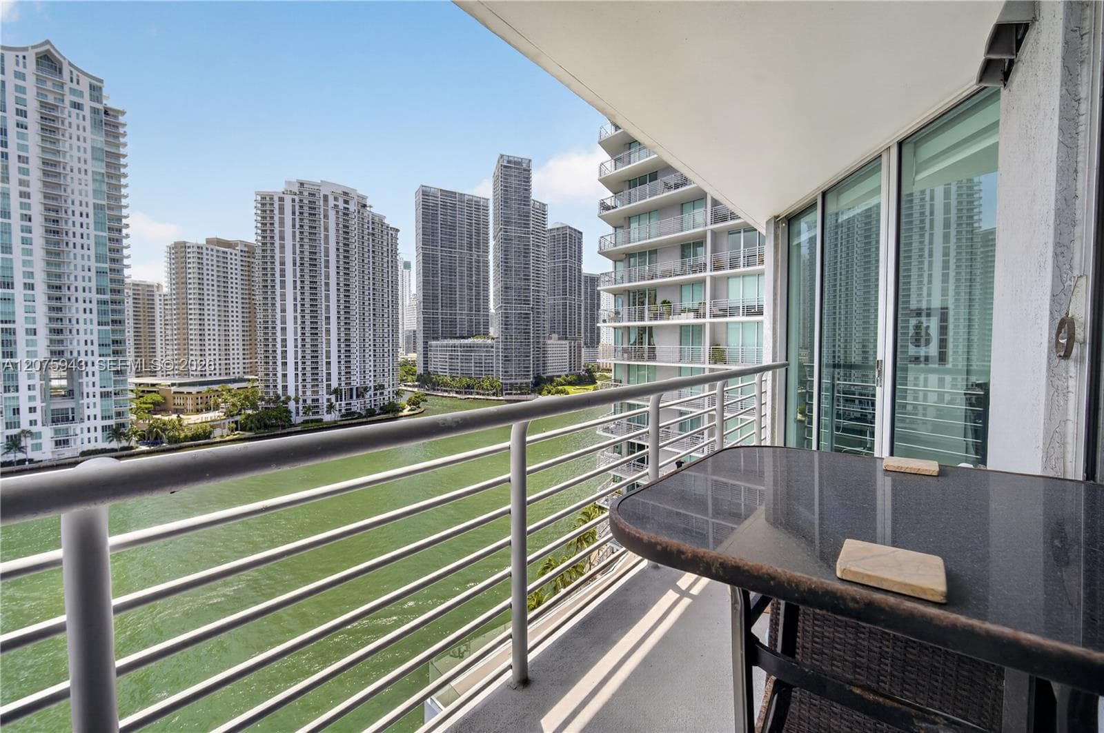 335 S Biscayne Blvd # 1503, Miami, FL 33131