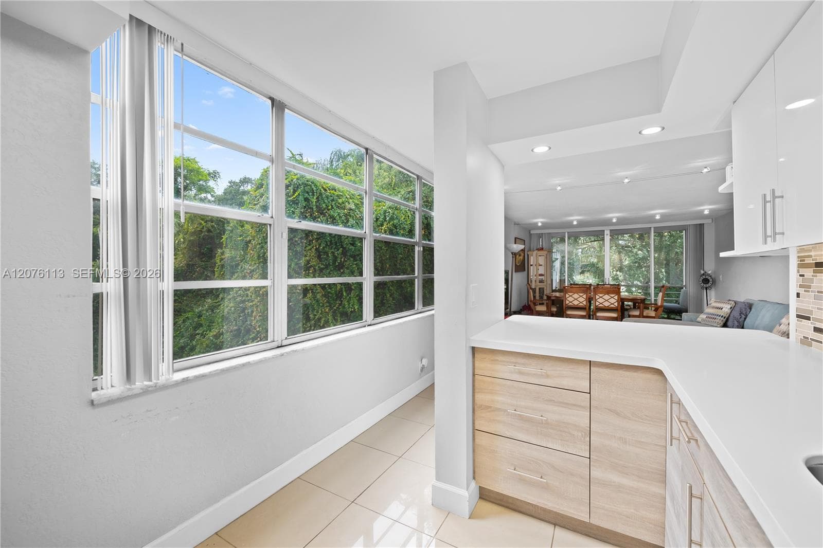 9400 Live Oak Pl # 305, Davie FL 33324