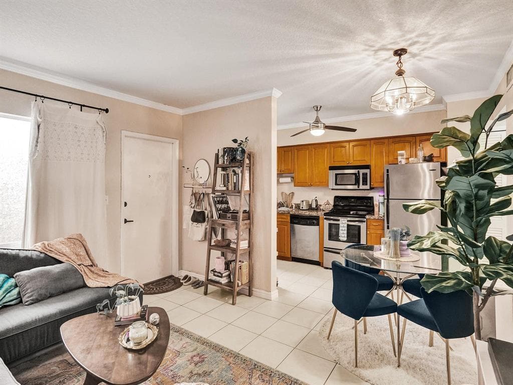 2190 SE 5TH Street # 4-A, Pompano Beach FL 33062