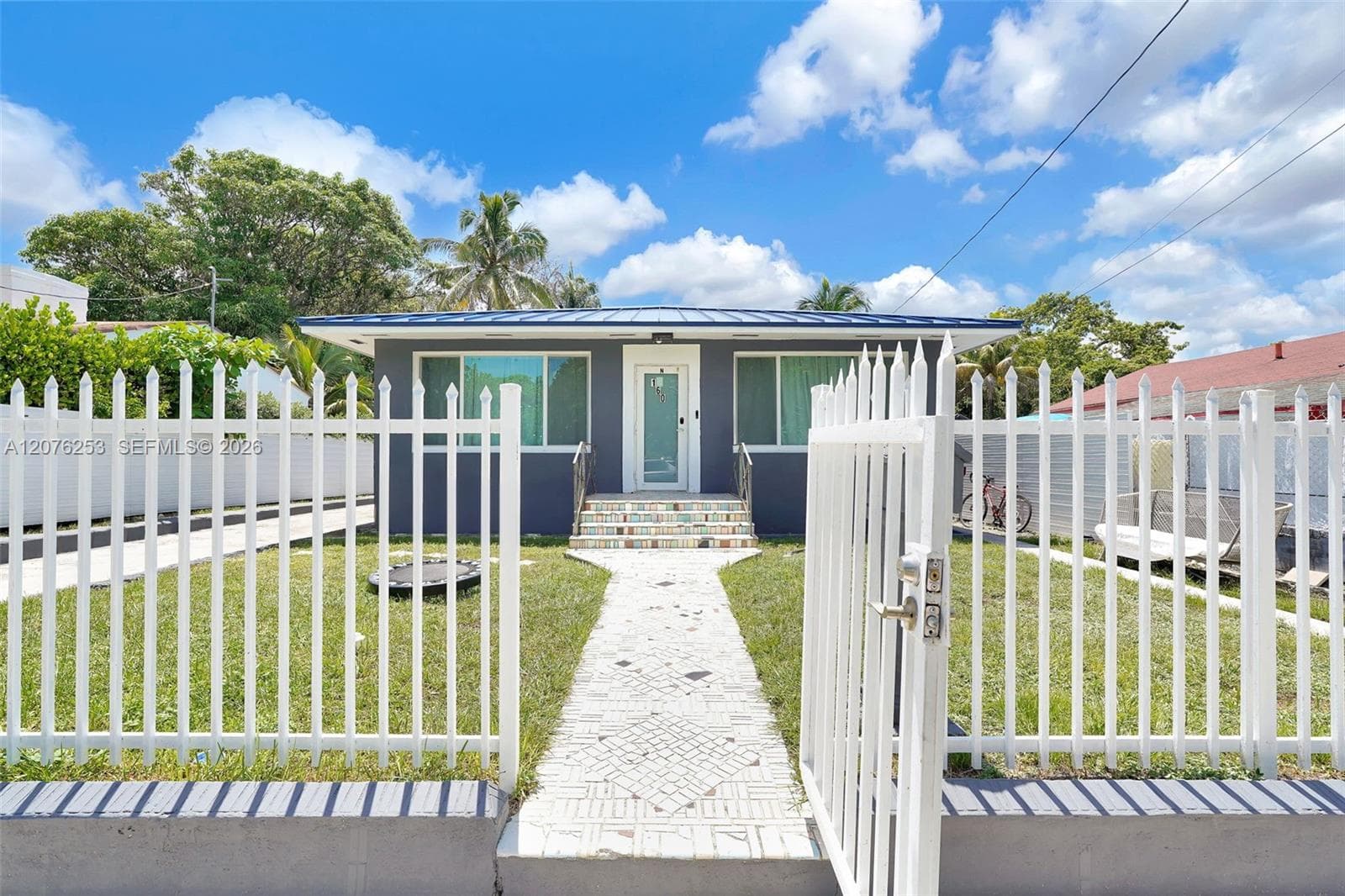 160 NW 45th St # 2, Miami, FL 33127