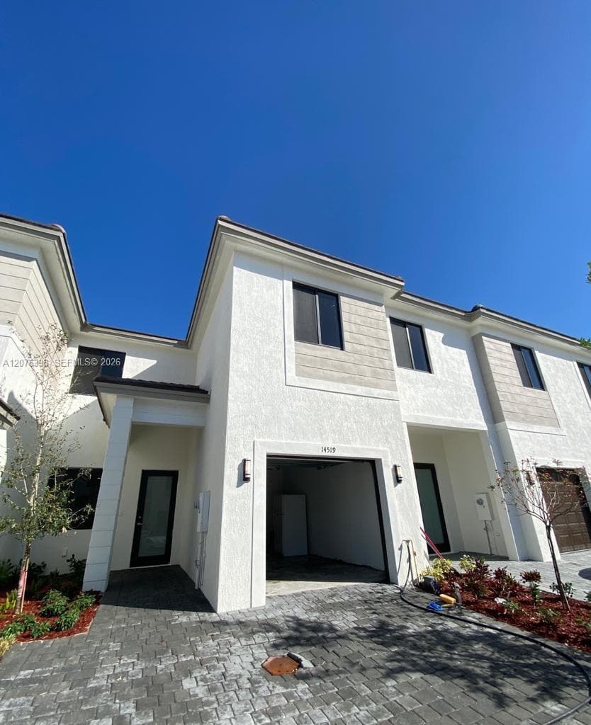 14519 SW 24th Ter, Miami, FL 33175