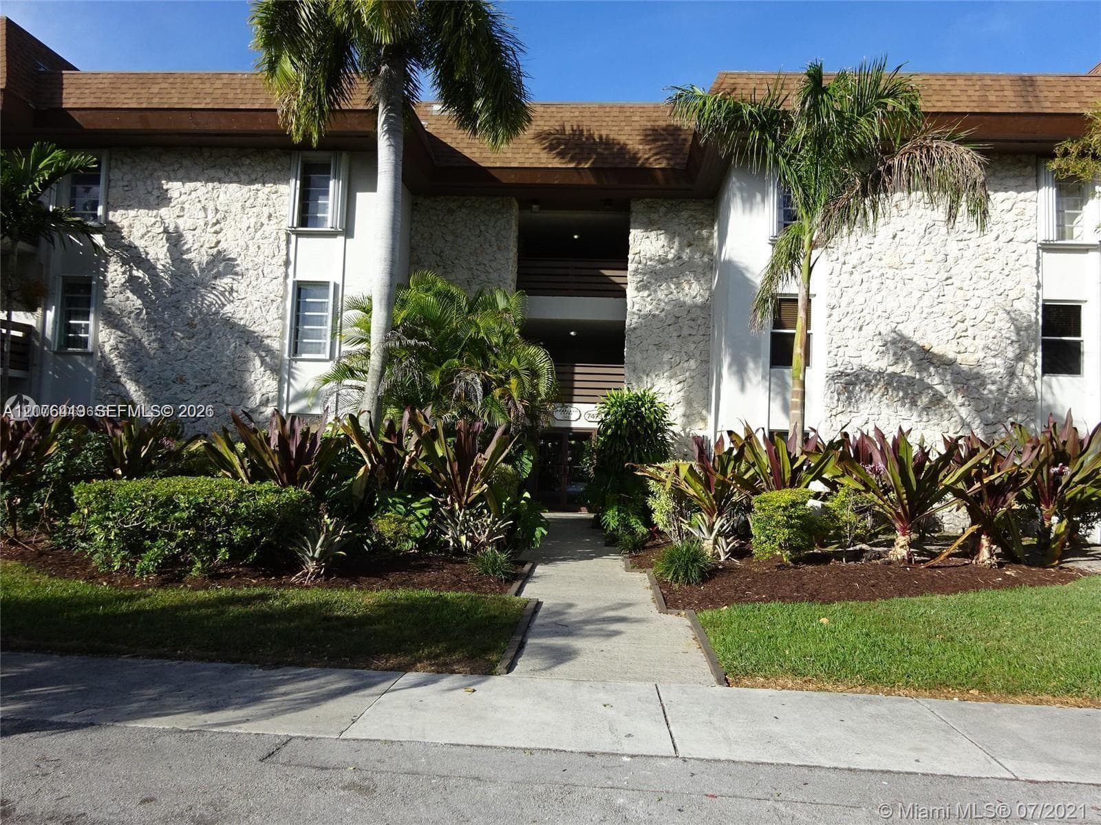7473 SW 82nd St # D103, Miami, FL 33143