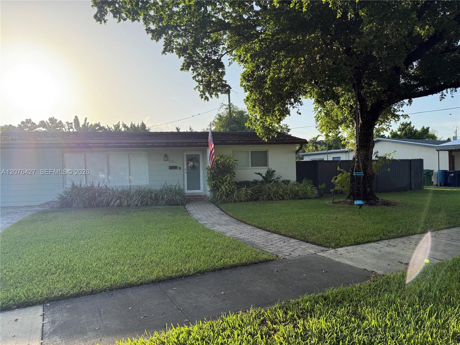 4901 SW 95th Ct, Miami, FL 33165