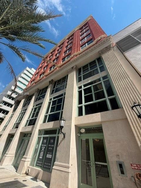 111 E Flagler St # 406, Miami, FL 33131