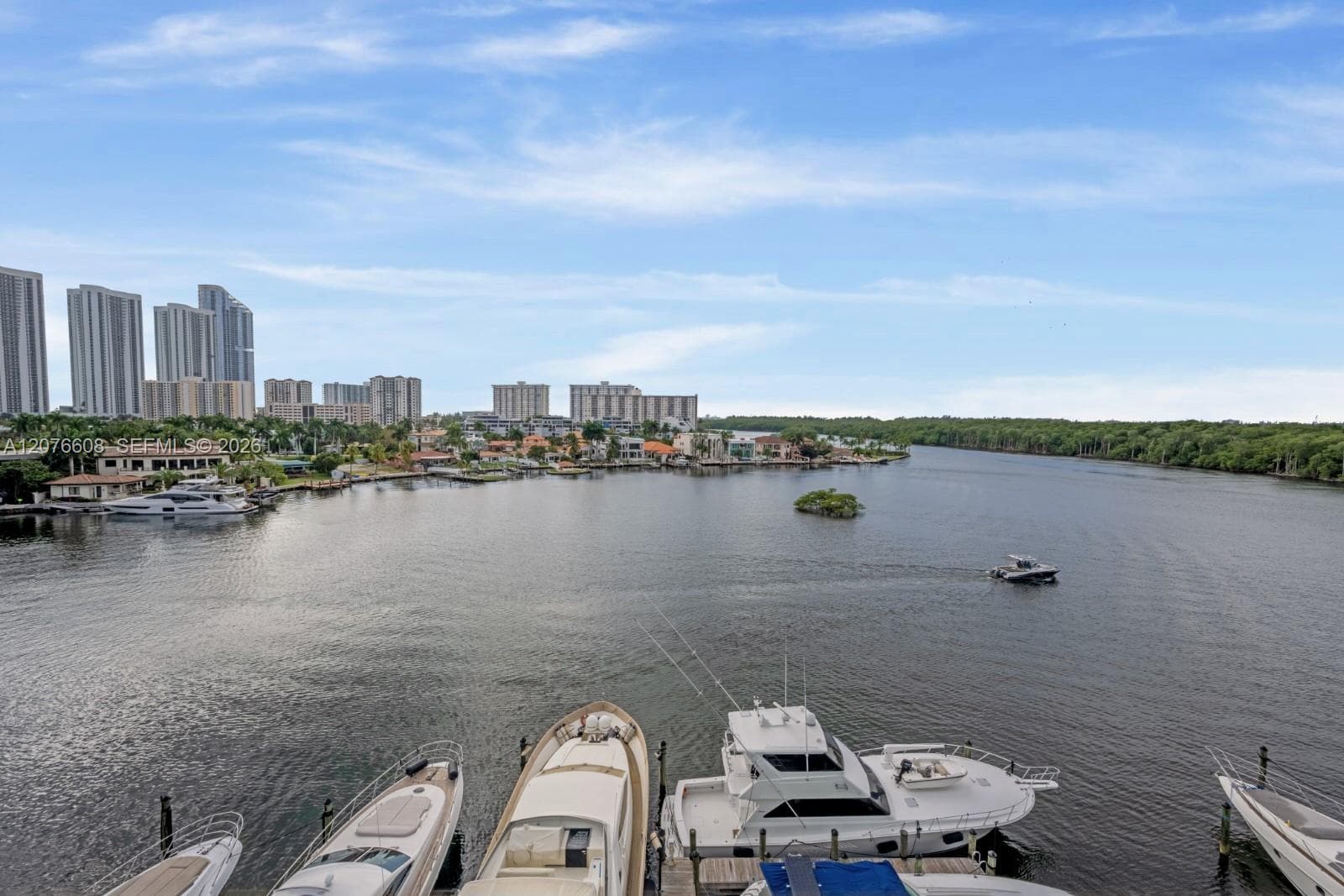 400 Sunny Isles Blvd # 908, Sunny Isles Beach, FL 33160