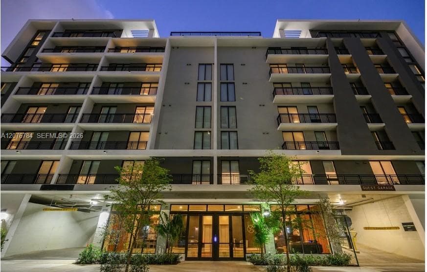 329 NE 28th St # 707, Miami, FL 33137