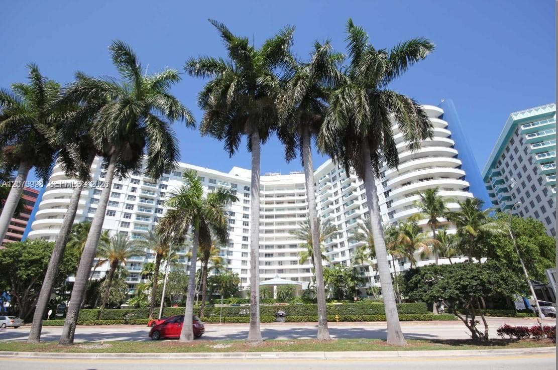 5161 Collins Ave # 815, Miami Beach, FL 33140