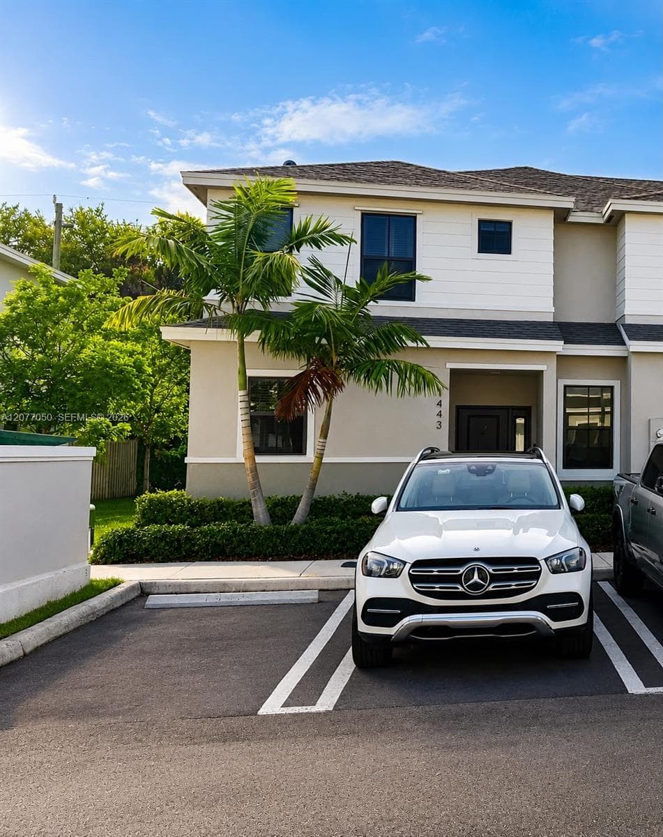 1443 NE 3rd Ave # 1443, Florida City, FL 33034