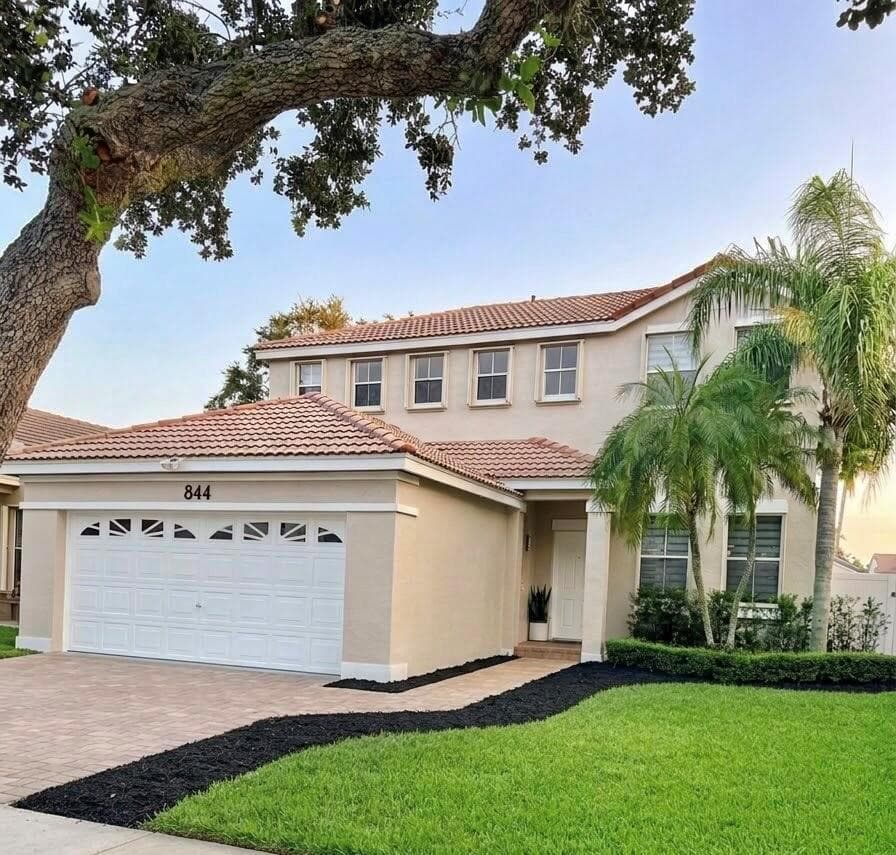 844 Falling Water Road, Weston, FL 33326
