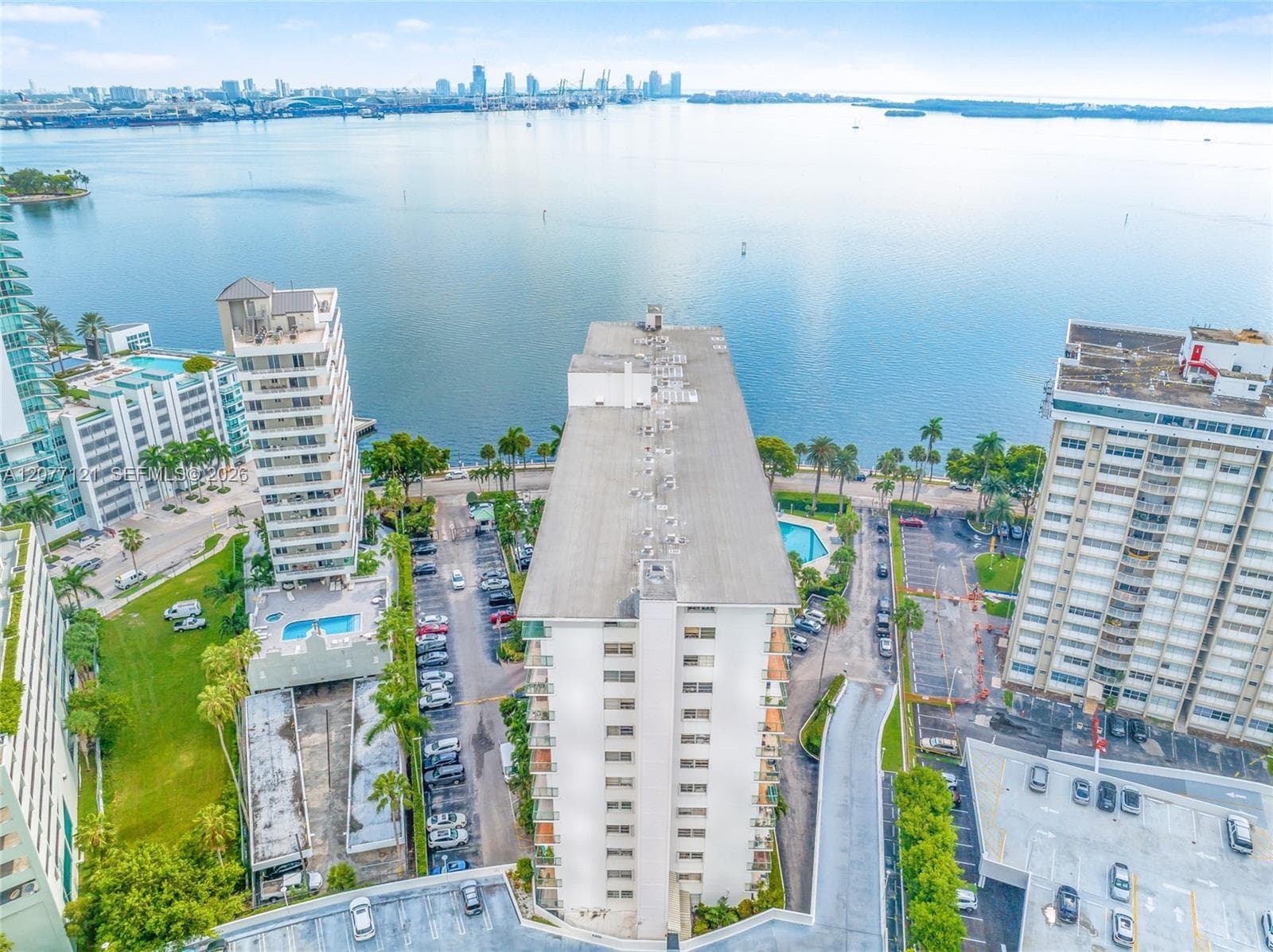 1408 Brickell Bay Dr # 703, Miami, FL 33131