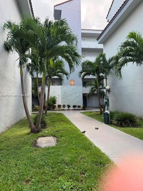 8215 SW 152 AV # G-414, Miami, FL 33193