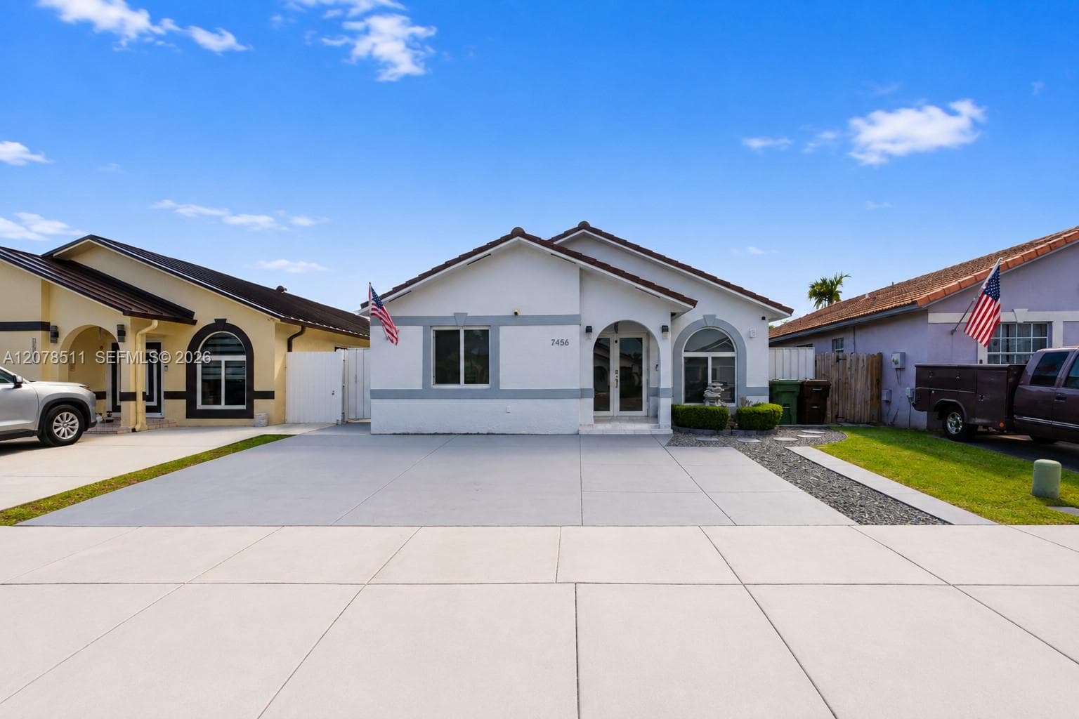 7456 W 34th Ln, Hialeah, FL 33018