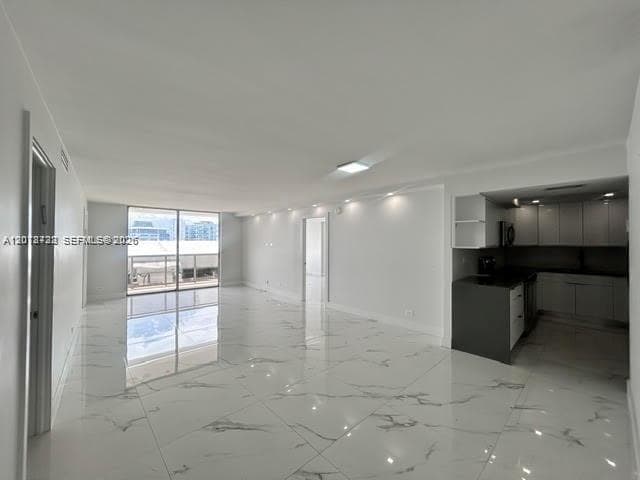 6039 Collins Ave # CU -1033, Miami Beach, FL 33140