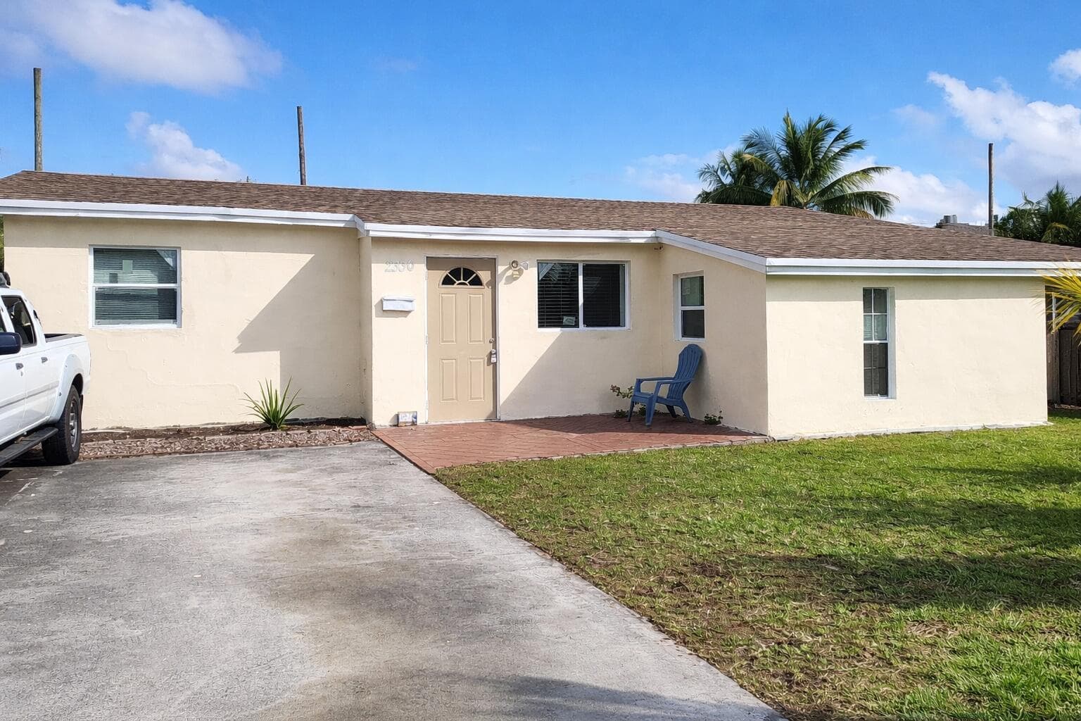 2330 NE 1ST Avenue, Pompano Beach, FL 33060