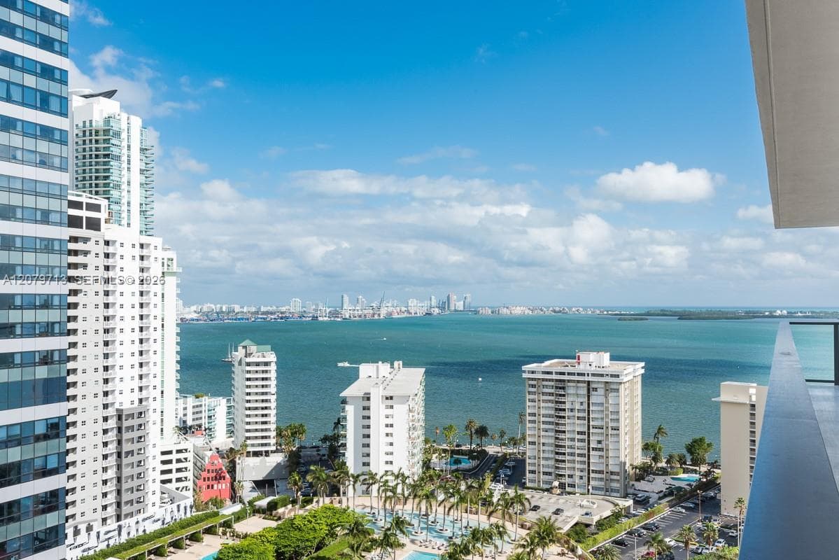 1451 Brickell Ave # 2206, Miami, FL 33131