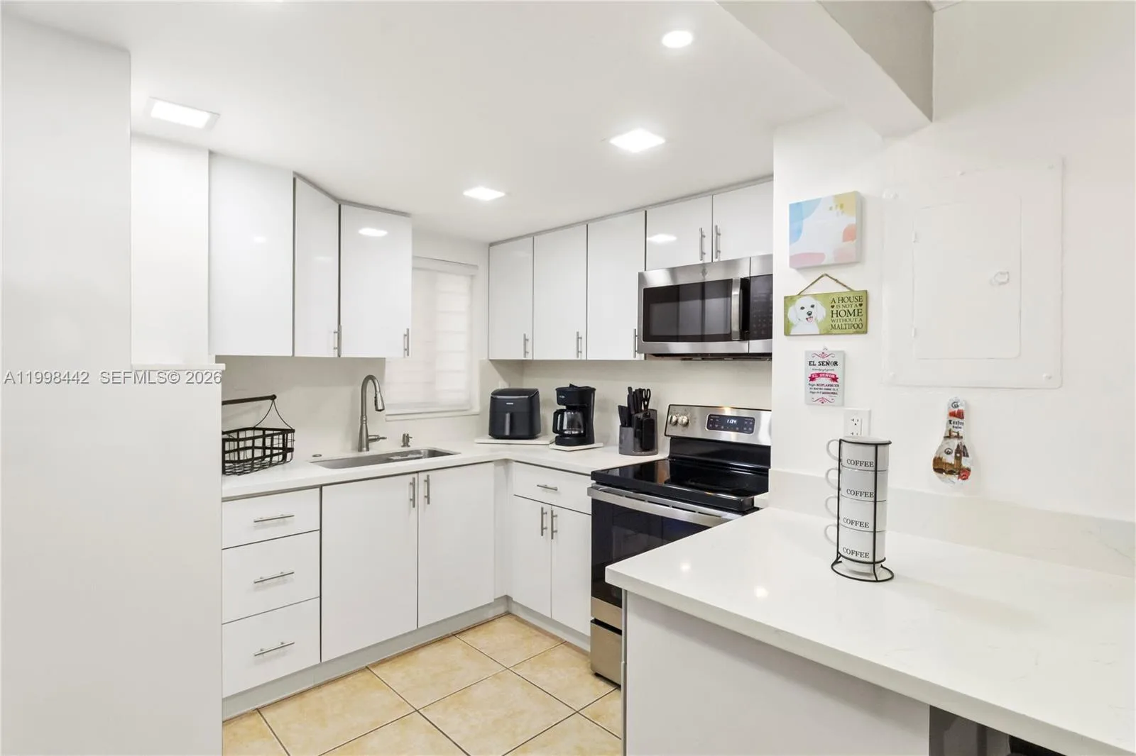 840 NW 87th Ave # 405, Miami, FL 33172