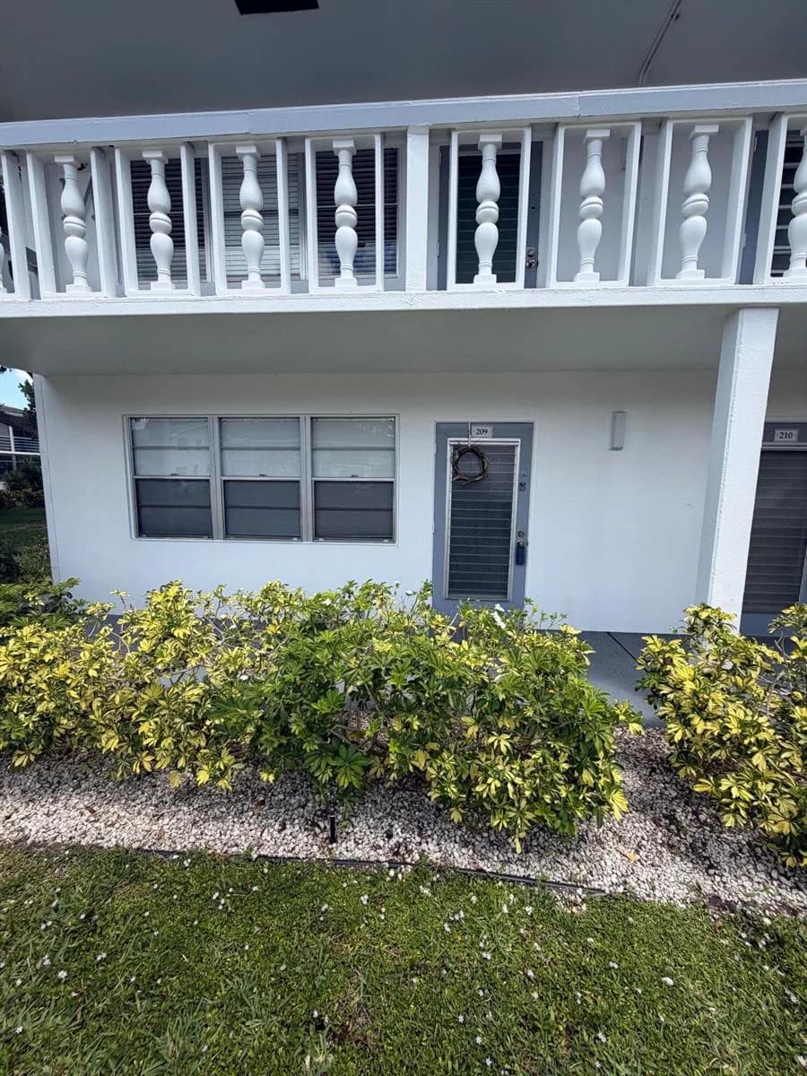 209 Newport M # 209, Deerfield Beach FL 33442