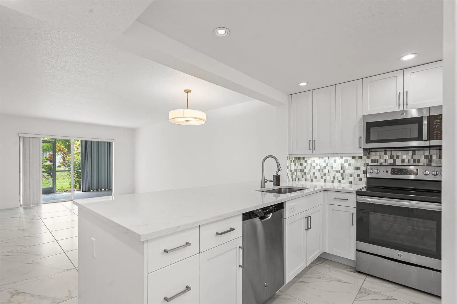 3090 Holiday Springs Boulevard # Unit 109, Margate FL 33063