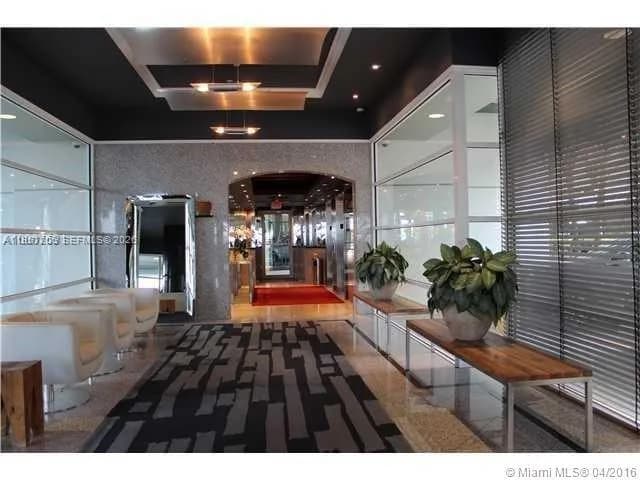 1402 Brickell Bay Dr # 1103, Miami, FL 33131