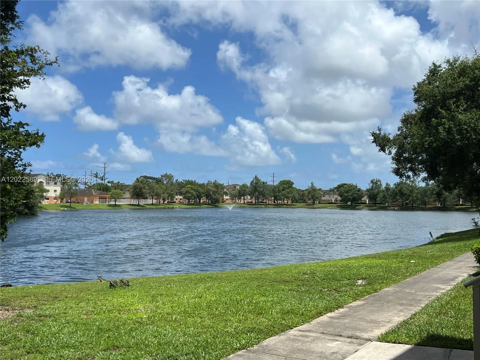 3690 N 56th Ave # 916, Hollywood, FL 33021